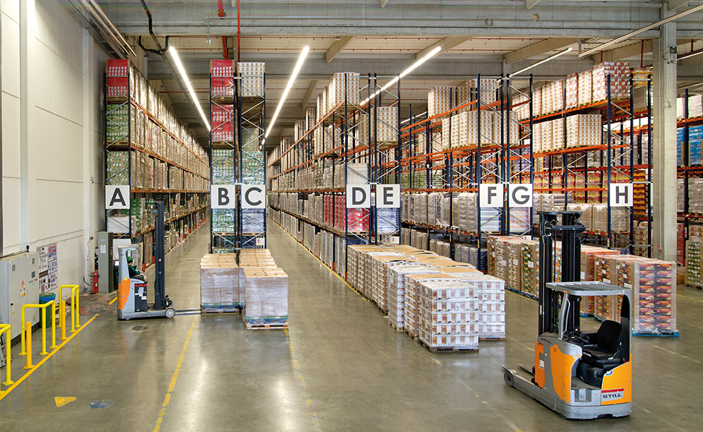 El almacén de JAS-FBG S.A. tiene capacidad para almacenar 10.820 paletas